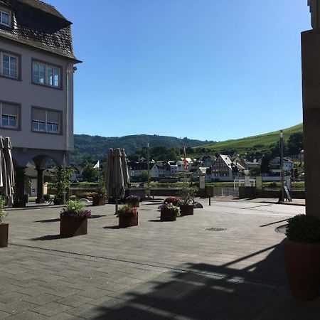Mosel Ferienhaus Zell Buitenkant foto