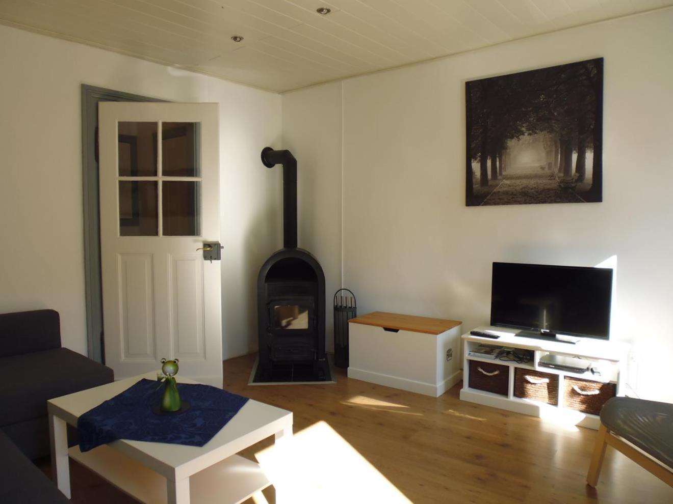 Mosel Ferienhaus Zell Buitenkant foto