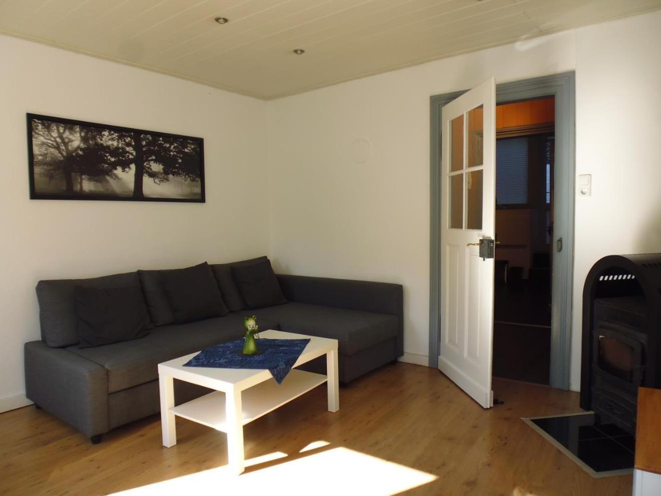 Mosel Ferienhaus Zell Buitenkant foto