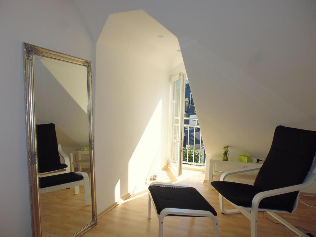 Mosel Ferienhaus Zell Buitenkant foto
