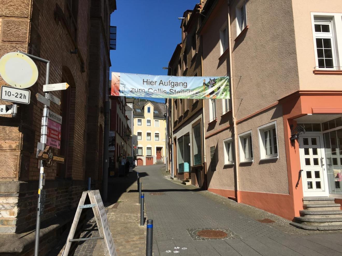 Mosel Ferienhaus Zell Buitenkant foto